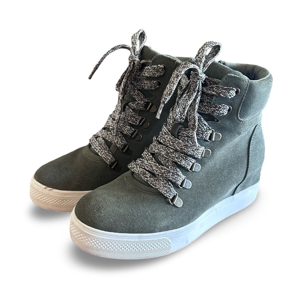 ✨Steve Madden "Catch" sneaker wedge